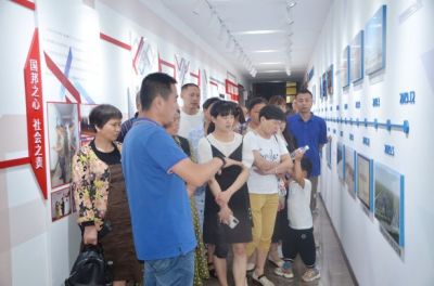 爱在赏金船长——公司组织“敬职爱家”之优秀职工家属进企业参观体验活动