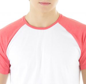 Camisa Raglan BRANCA com manga ROSA CLARO (opção manga longa ou curta)